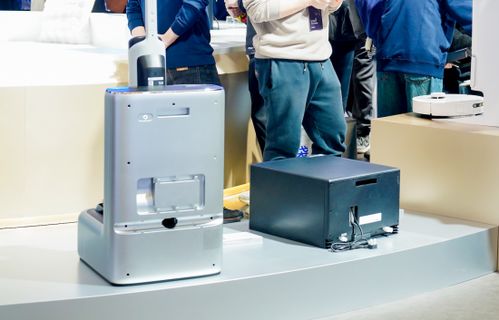 2024清洁电器行业产品趋势 释放双手与融合迭代，照明电器配套赋能